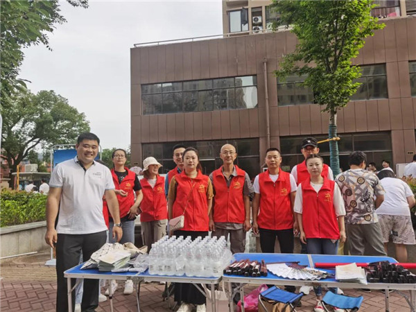 御窯景巷黨支部開展助力高考，為夢(mèng)想護(hù)航活動(dòng)