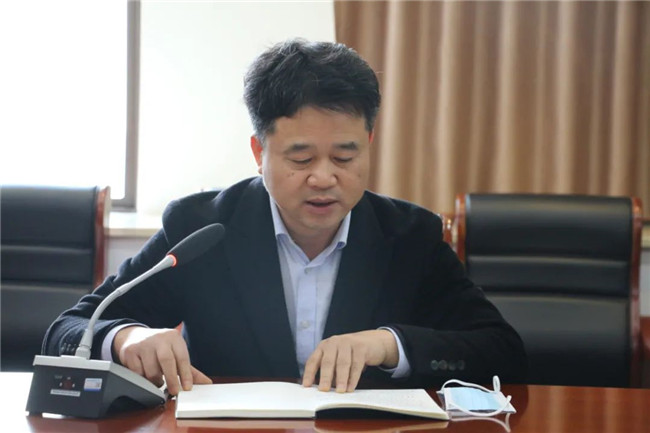市古鎮(zhèn)投資公司召開(kāi)春節(jié)期間疫情防控、矛盾糾紛排查和安全生產(chǎn)工作部署會(huì)