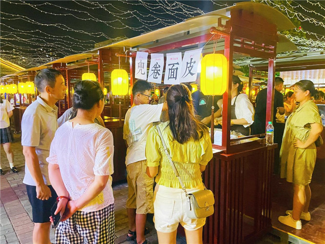 點亮夜間經濟，激發(fā)城市活力——“夜珠山·碼頭夜市”正式開市！